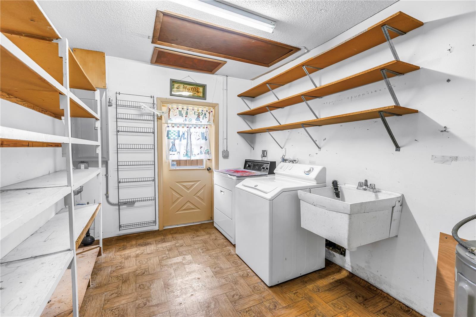 DEL PRADO IMPERIAL UNIT 1 - Residential