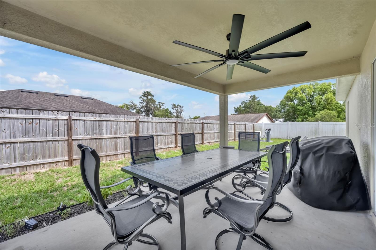 EAST UMATILLA - Residential