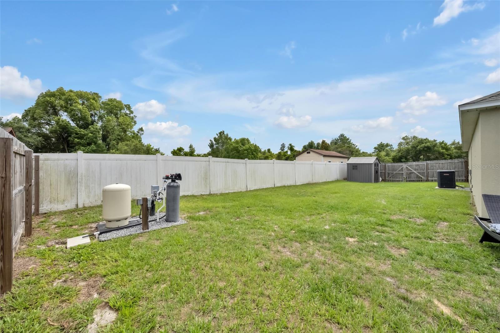 EAST UMATILLA - Residential