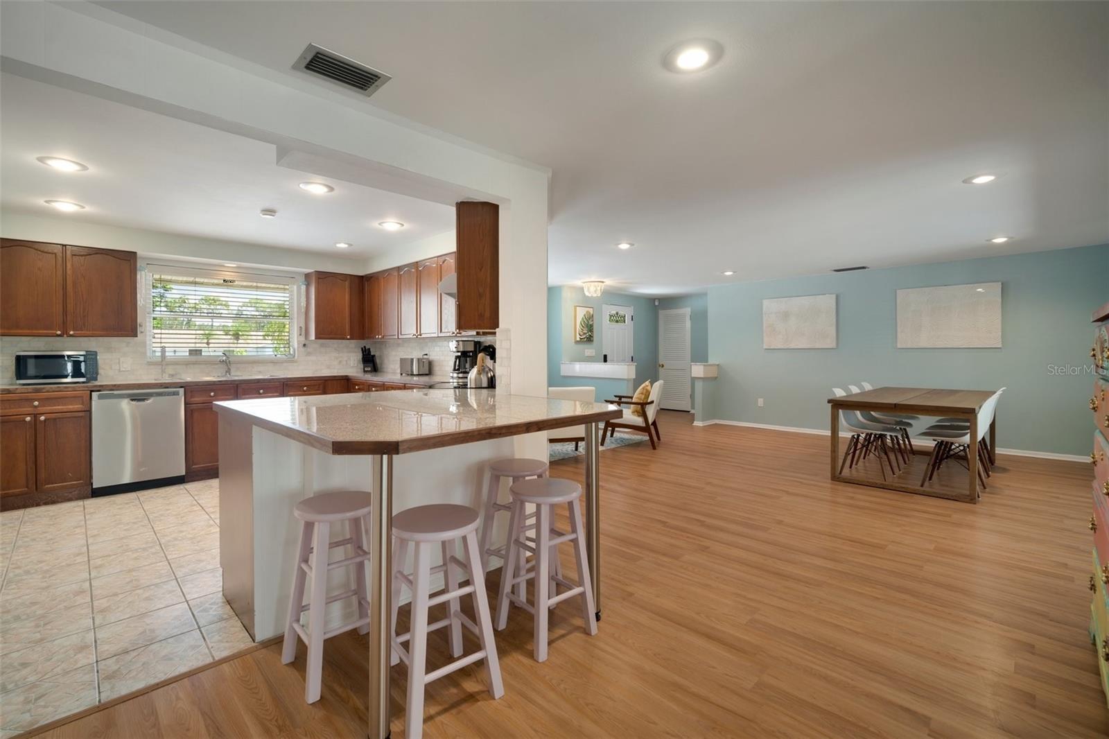 SHAWS POINT - Residential