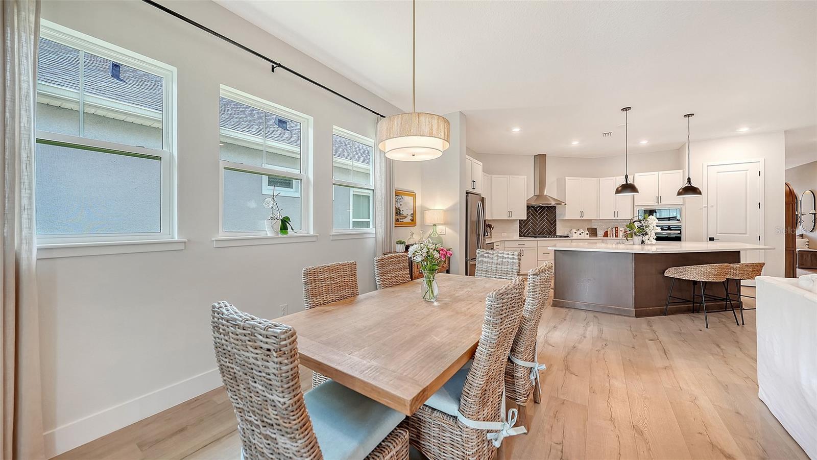 EMERALD LNDG/WATERSIDE/ EMERALD LANDING - Residential