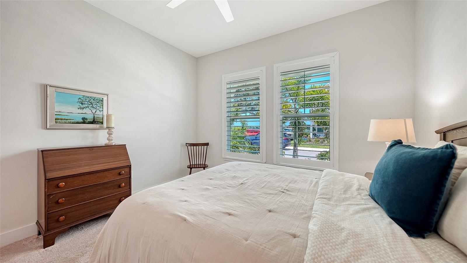 EMERALD LNDG/WATERSIDE/ EMERALD LANDING - Residential
