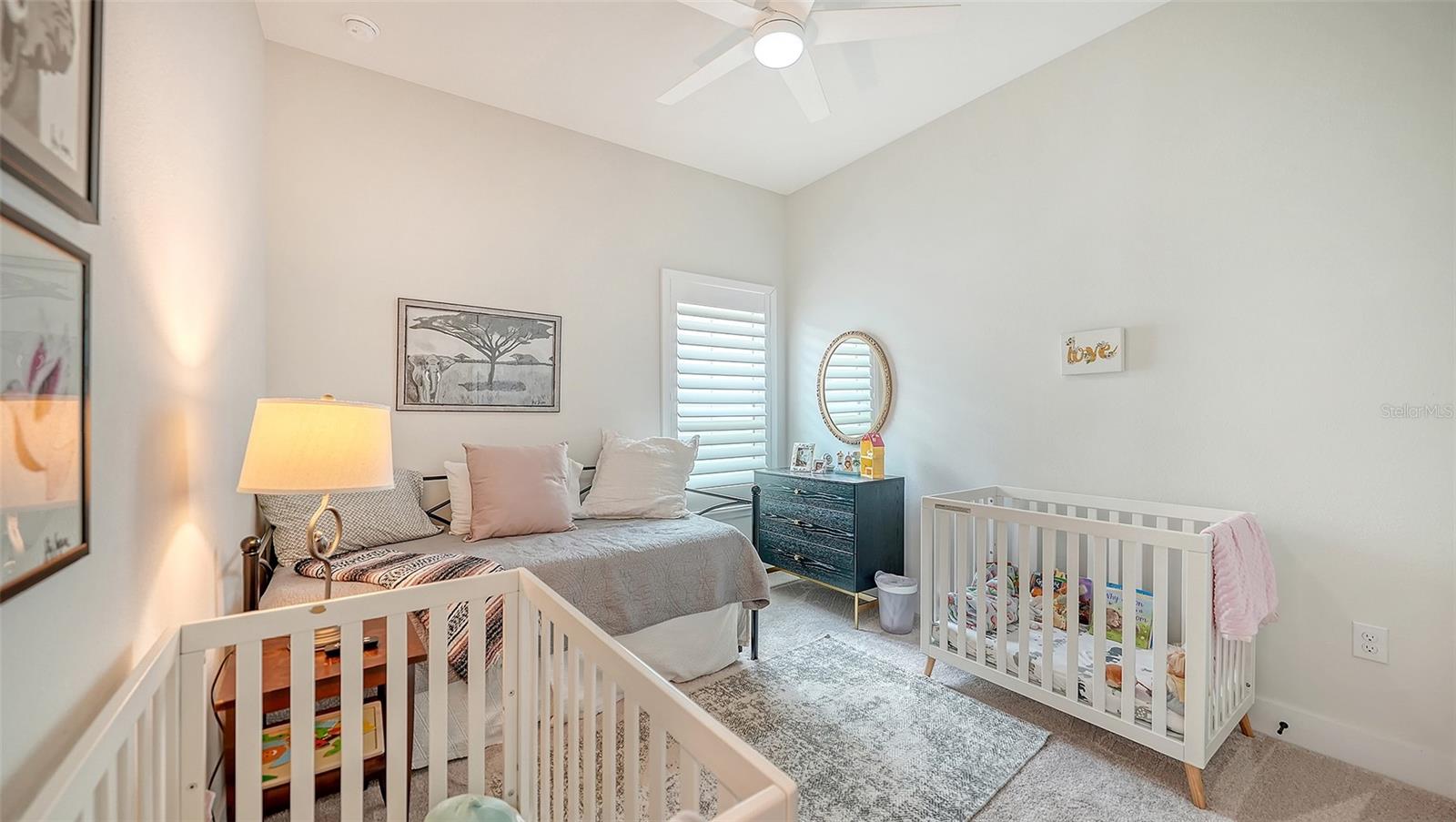 EMERALD LNDG/WATERSIDE/ EMERALD LANDING - Residential