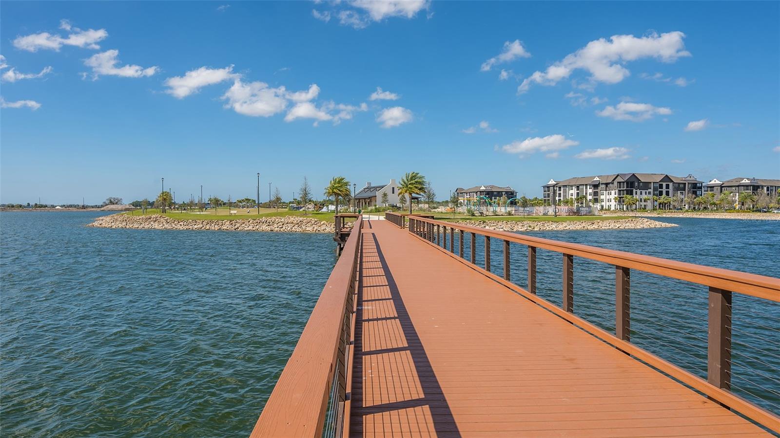 EMERALD LNDG/WATERSIDE/ EMERALD LANDING - Residential