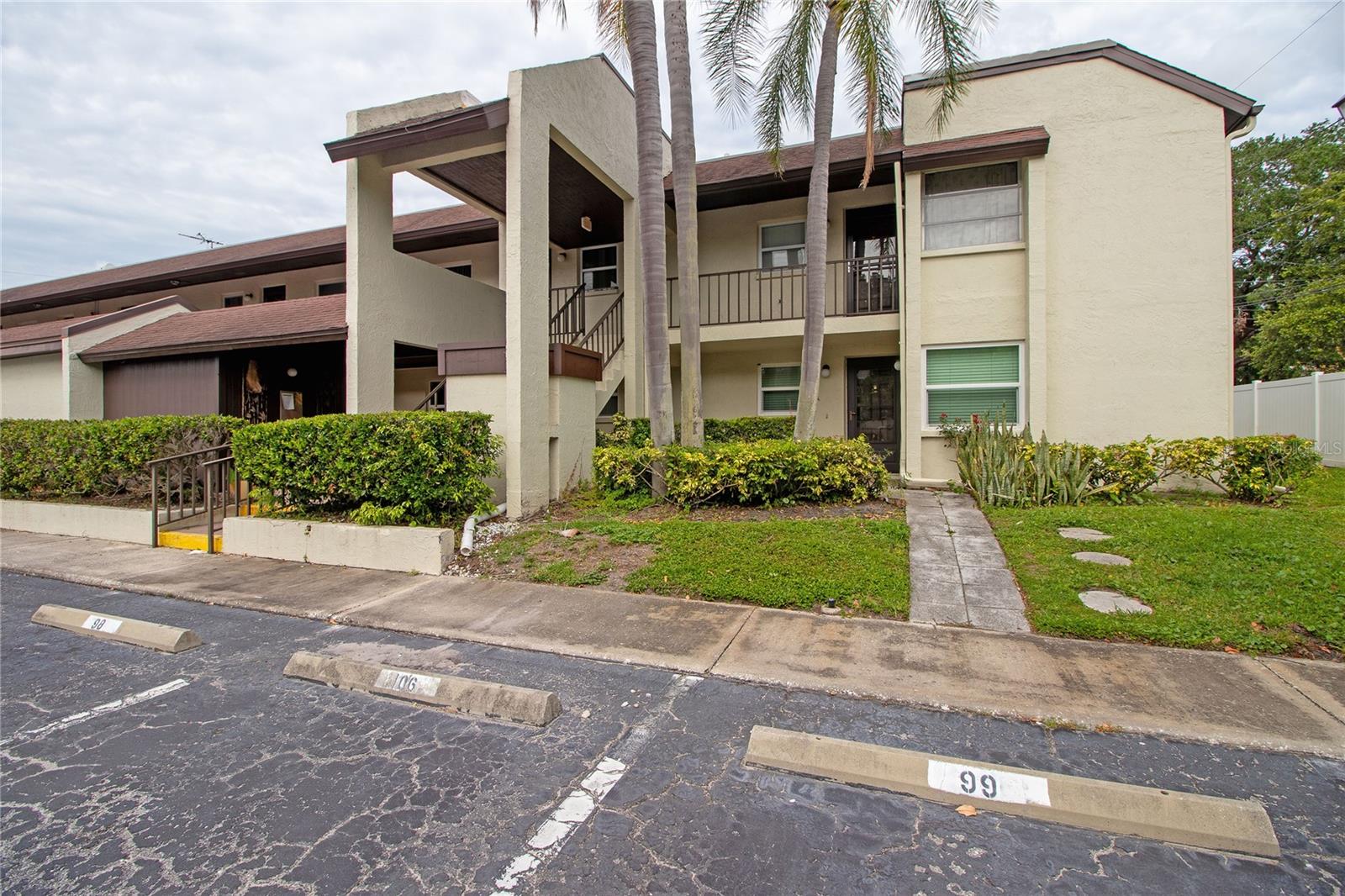 WILLOWBROOK CONDO - Residential Lease