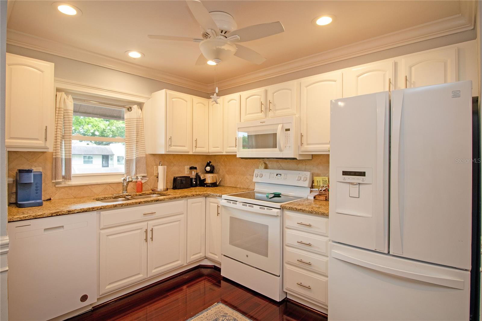 WILLOWBROOK CONDO - Residential Lease