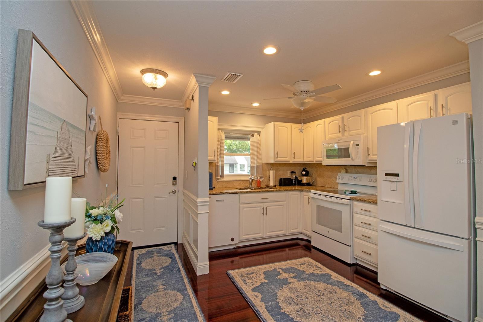 WILLOWBROOK CONDO - Residential Lease