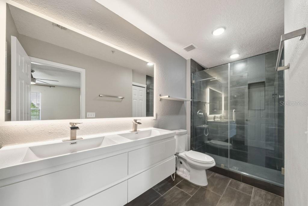LYNWOOD/SOUTHMEADOW PH 4 - Residential Lease