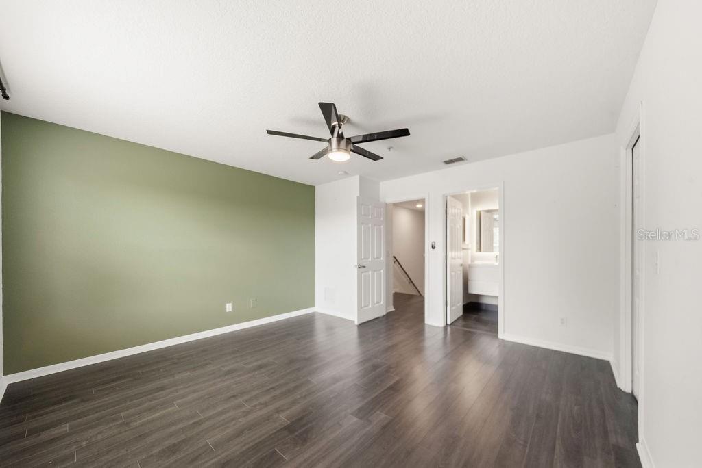 LYNWOOD/SOUTHMEADOW PH 4 - Residential Lease