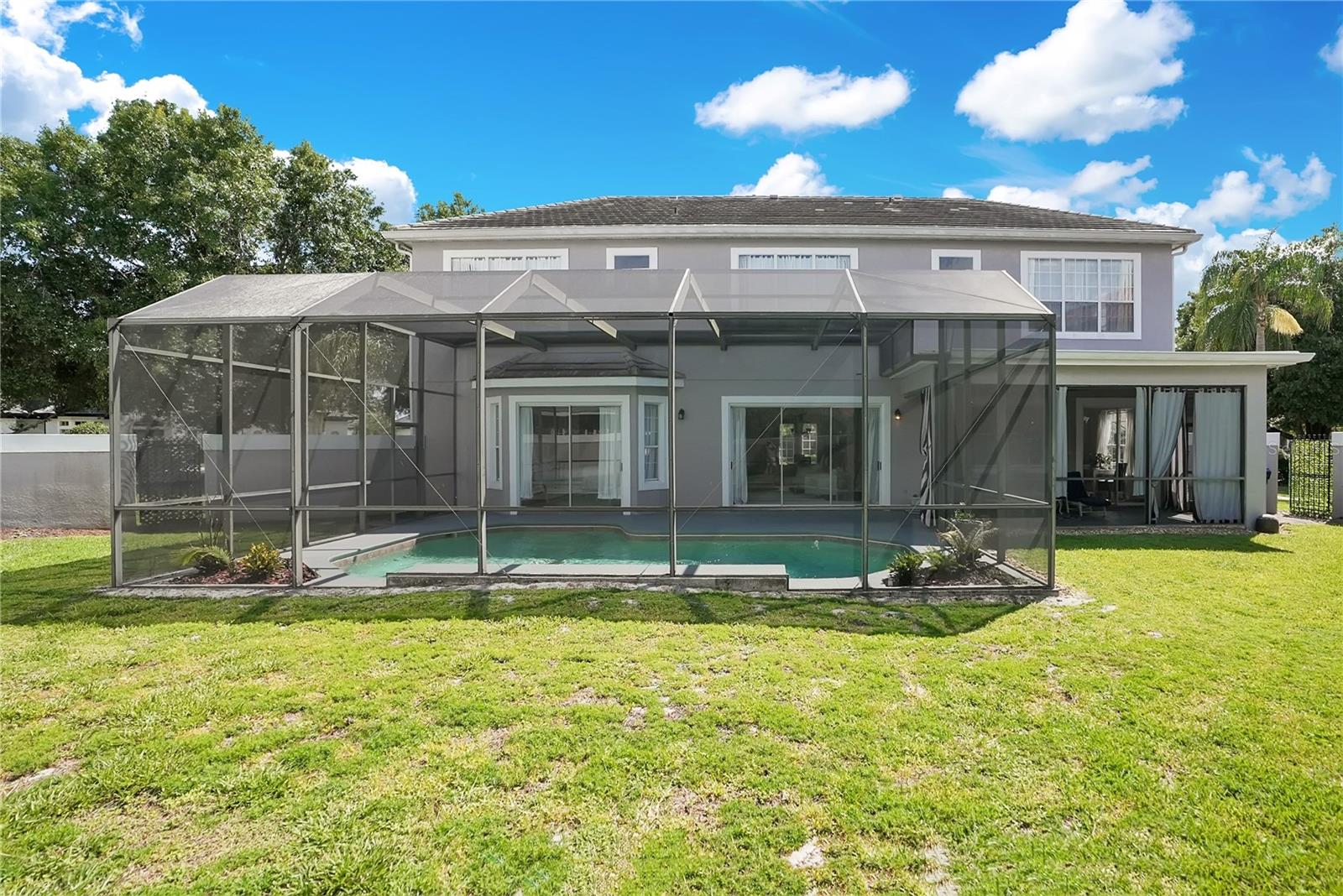 WATERS EDGE BOCA POINTE AT TURTLE CREEK - Residential
