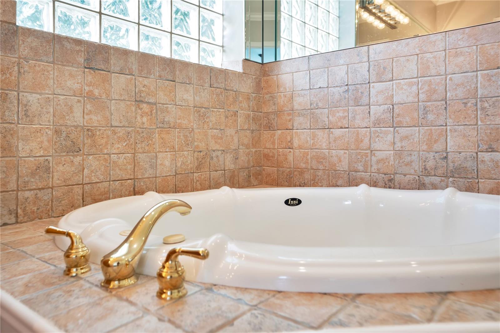 WATERS EDGE BOCA POINTE AT TURTLE CREEK - Residential