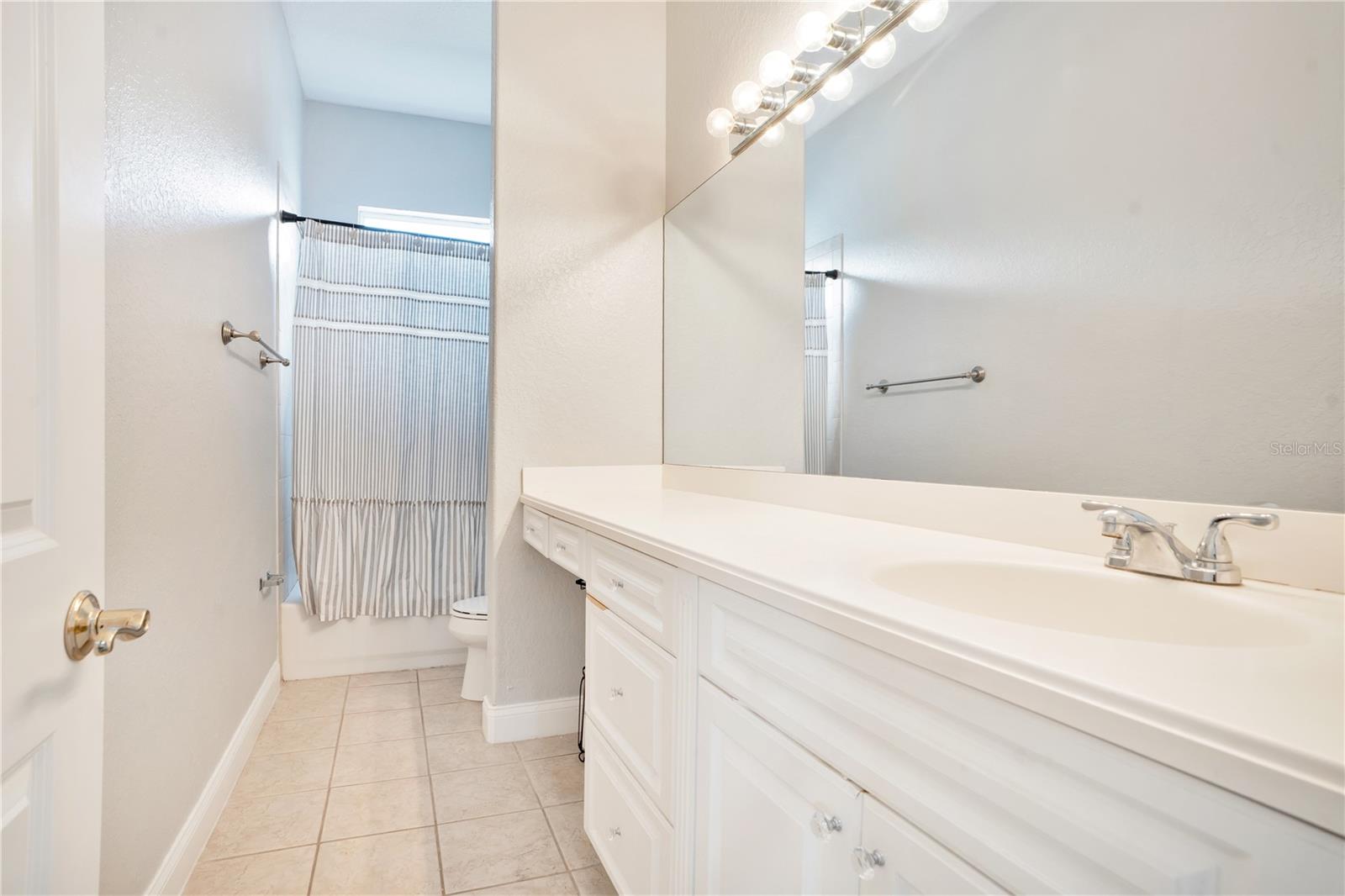 WATERS EDGE BOCA POINTE AT TURTLE CREEK - Residential