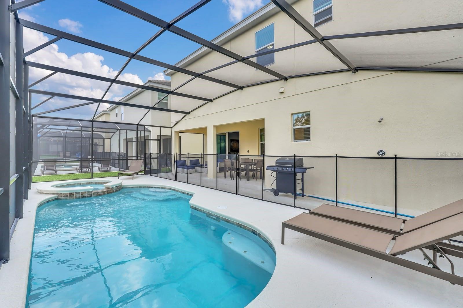 VERANDA PALMS PH 2B2-2C - Residential