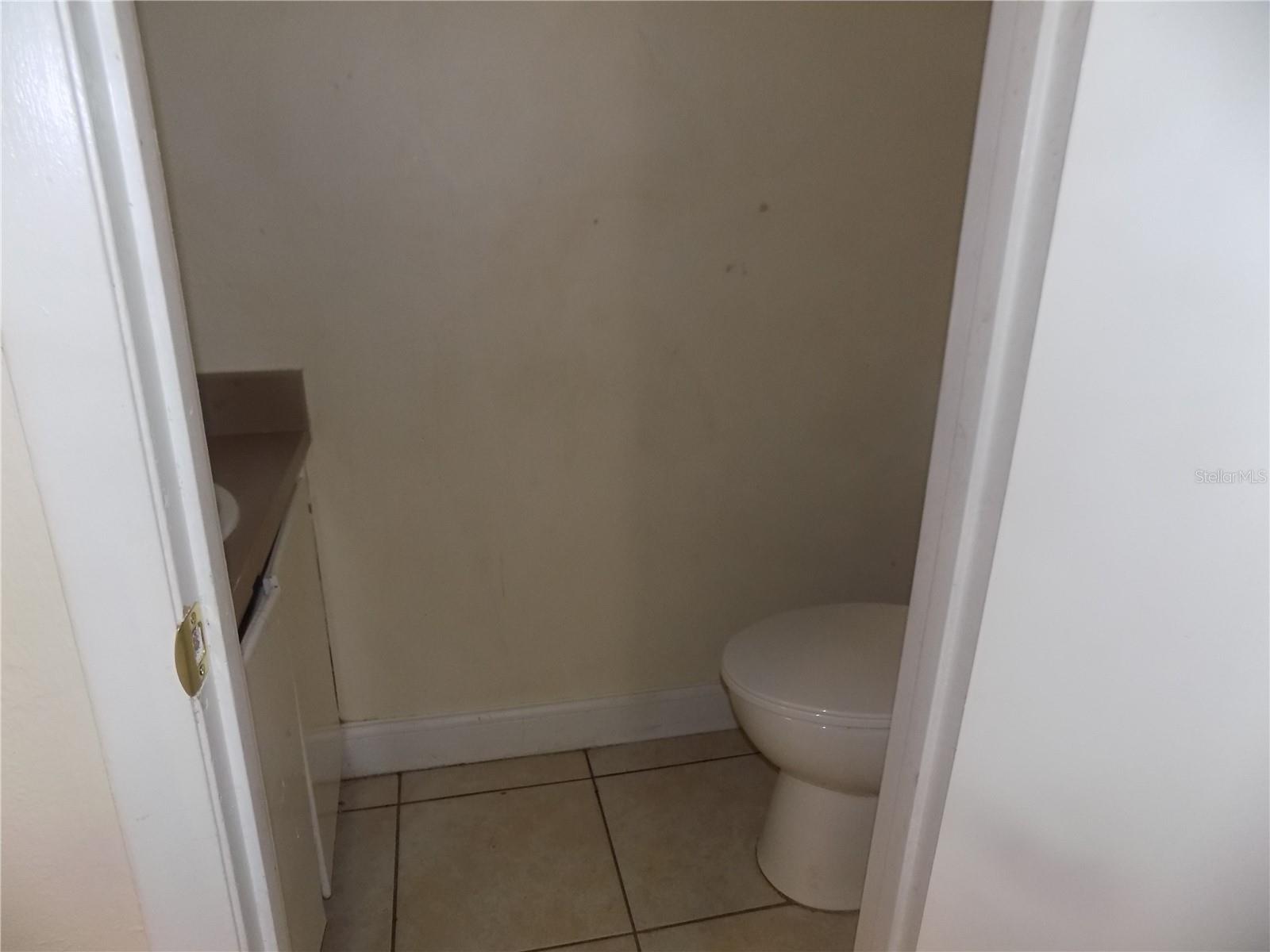 CEDAR RIDGE - Residential Lease