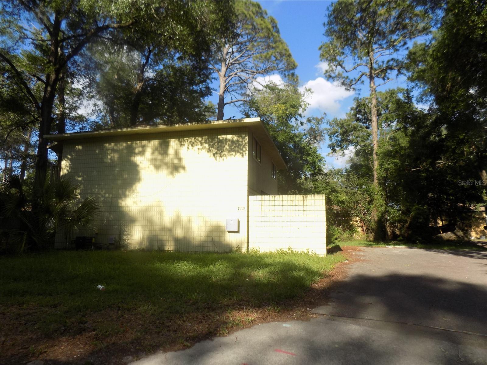 CEDAR RIDGE - Residential Lease