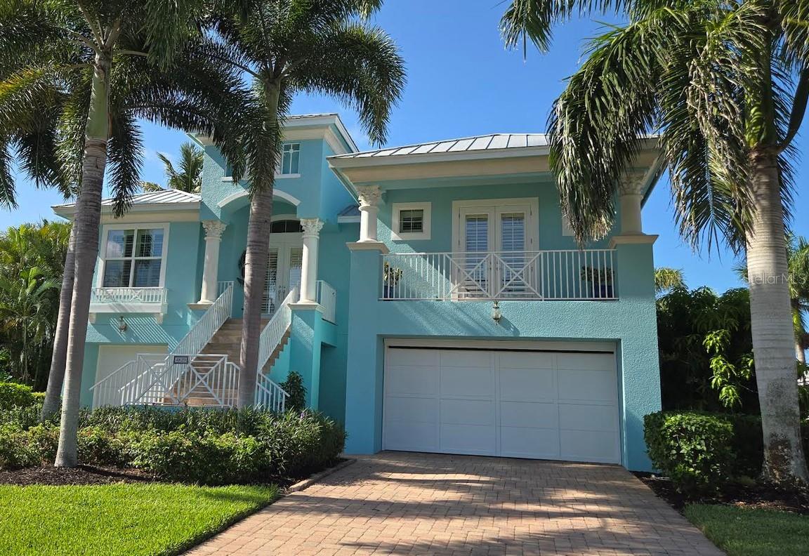 IMPERIAL SHORES - Residential