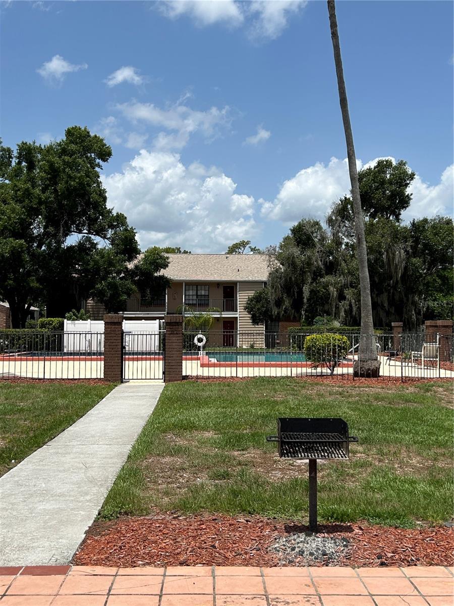 GLENDALE VILLAS A CONDO - Residential Lease