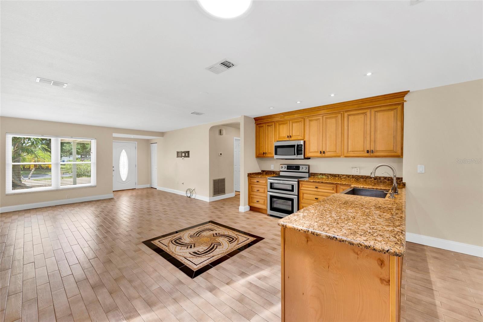 SANDY WOODS 1ST ADD - Residential