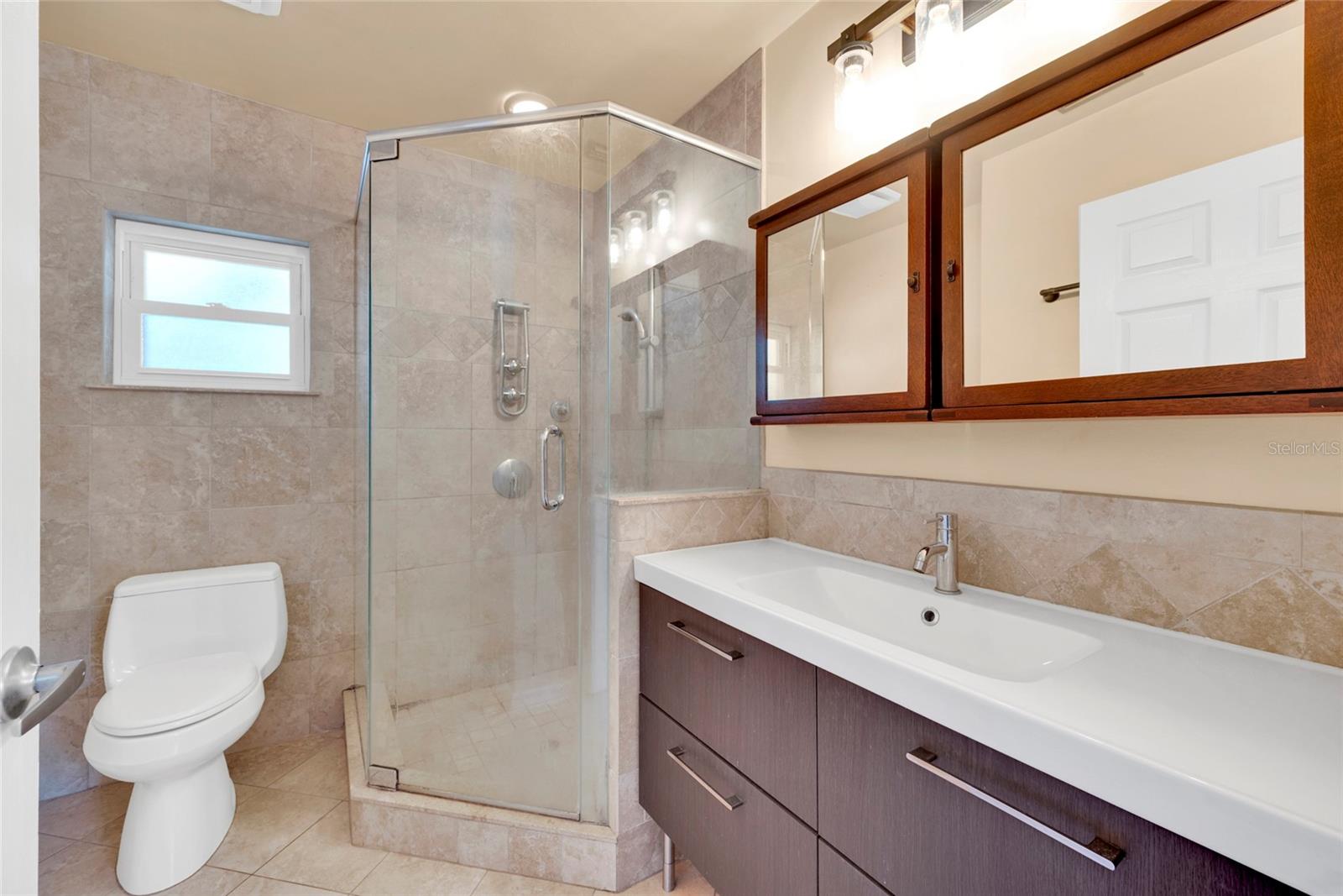 SANDY WOODS 1ST ADD - Residential