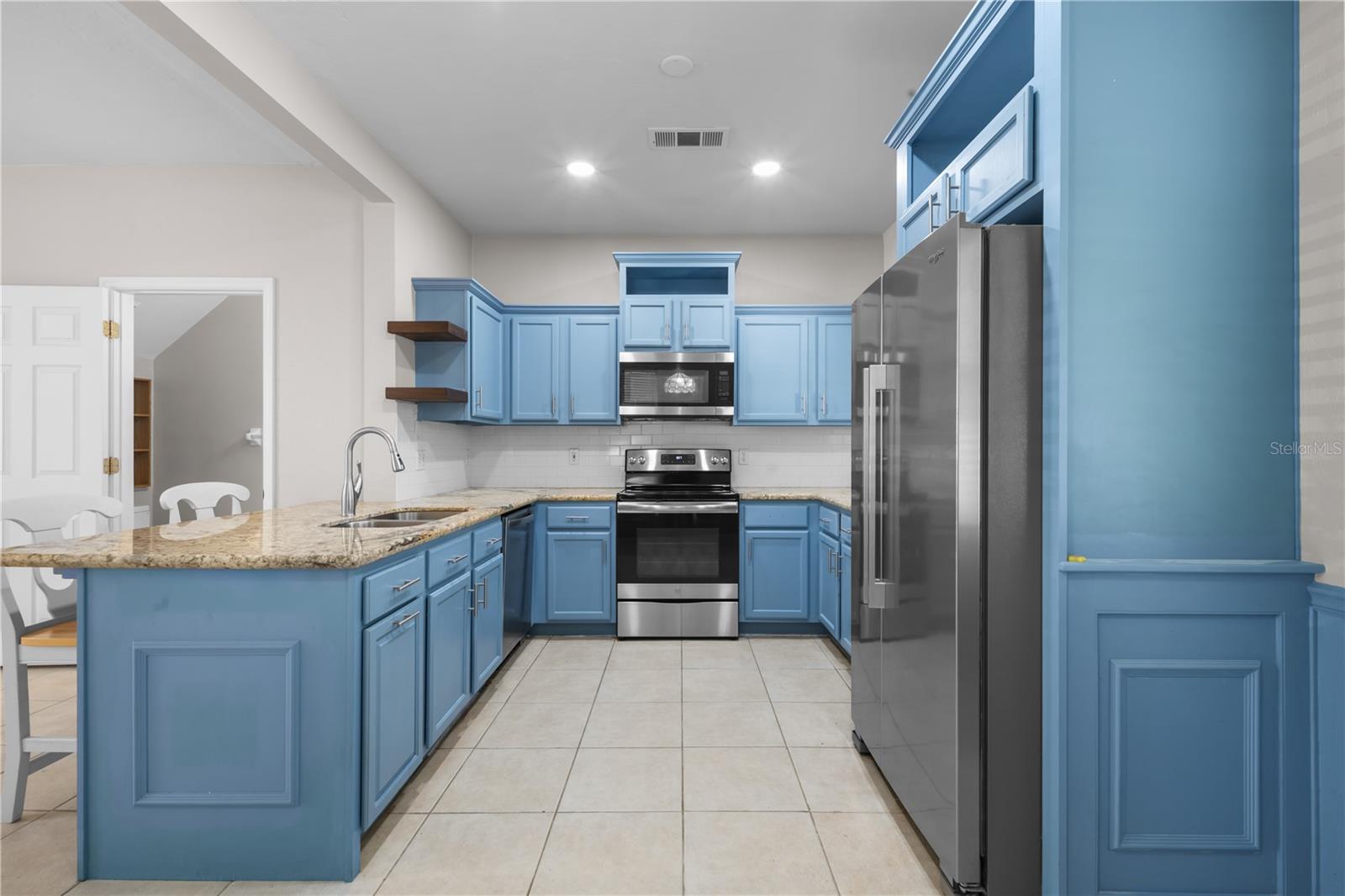 SEVENTH STREET STATION - Residential