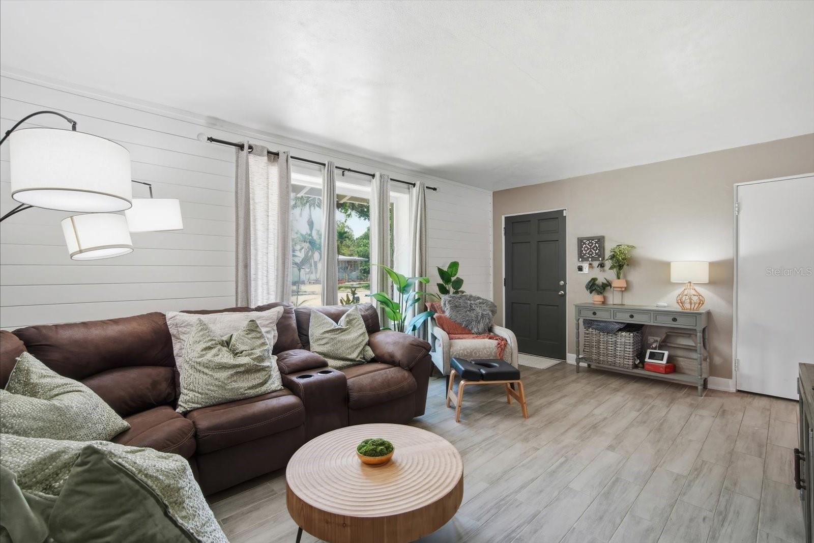 BELLEVIEW SUB - Residential