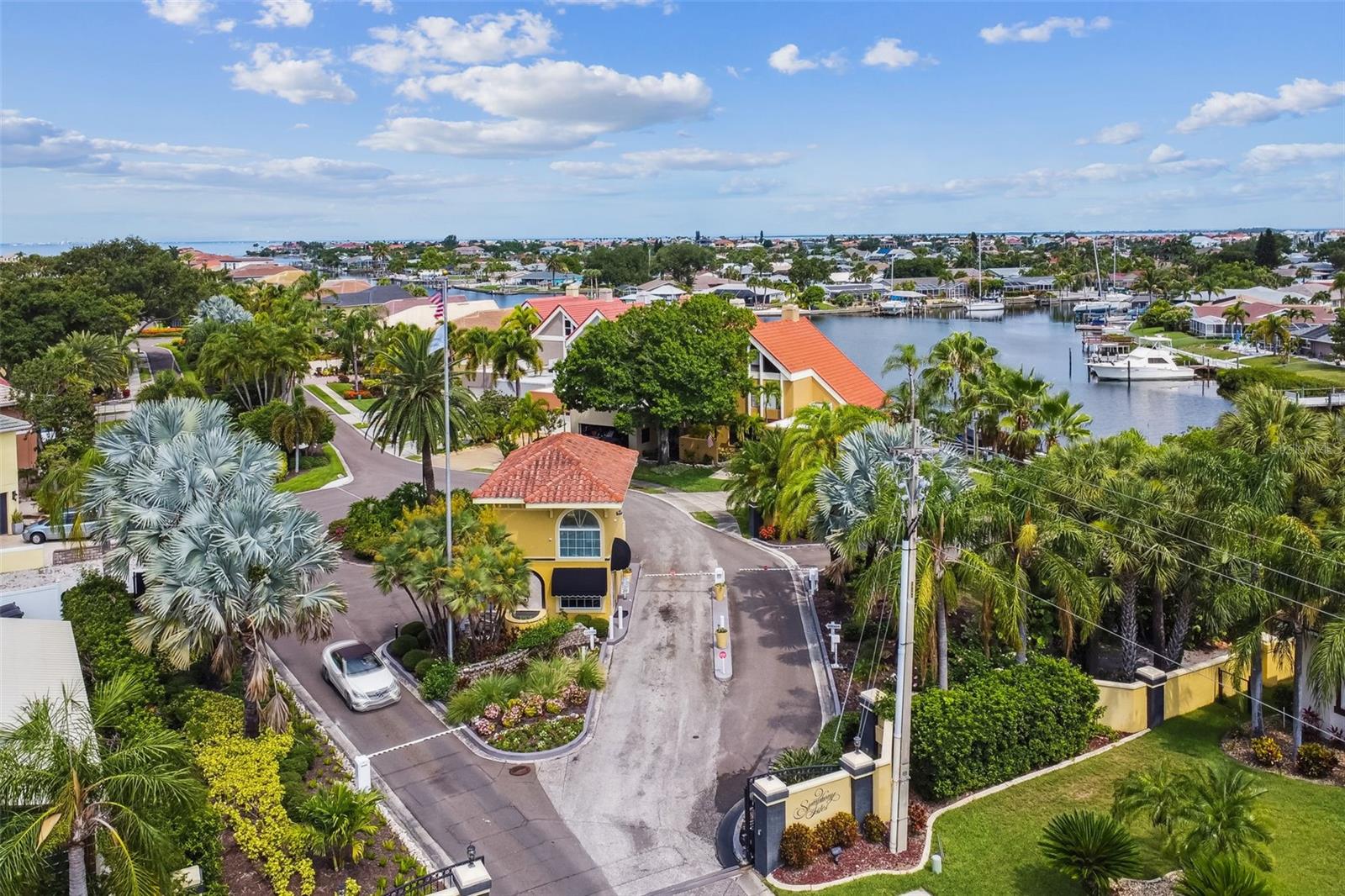 SYMPHONY ISLES UNIT ONE - Residential
