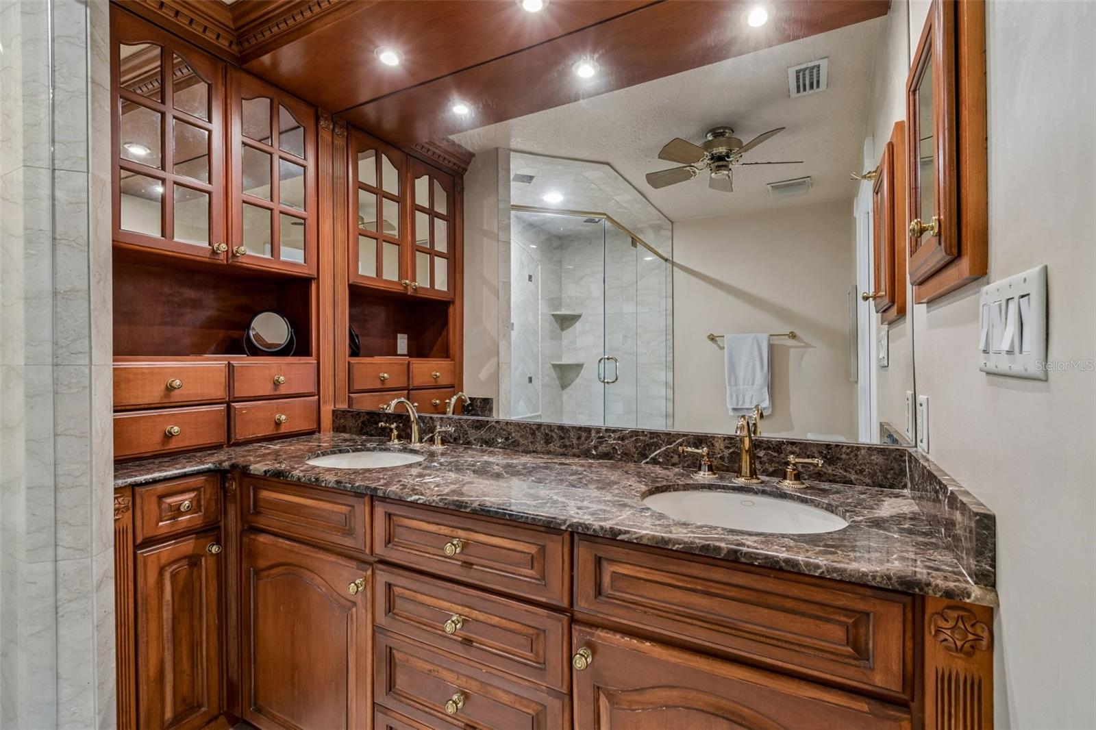 SYMPHONY ISLES UNIT ONE - Residential
