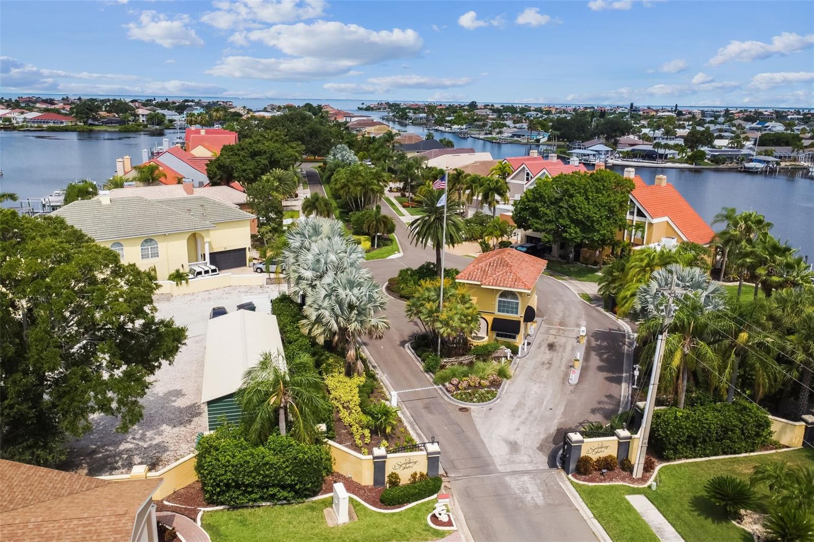 SYMPHONY ISLES UNIT ONE - Residential