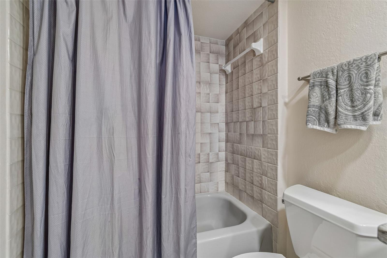 SYMPHONY ISLES UNIT ONE - Residential