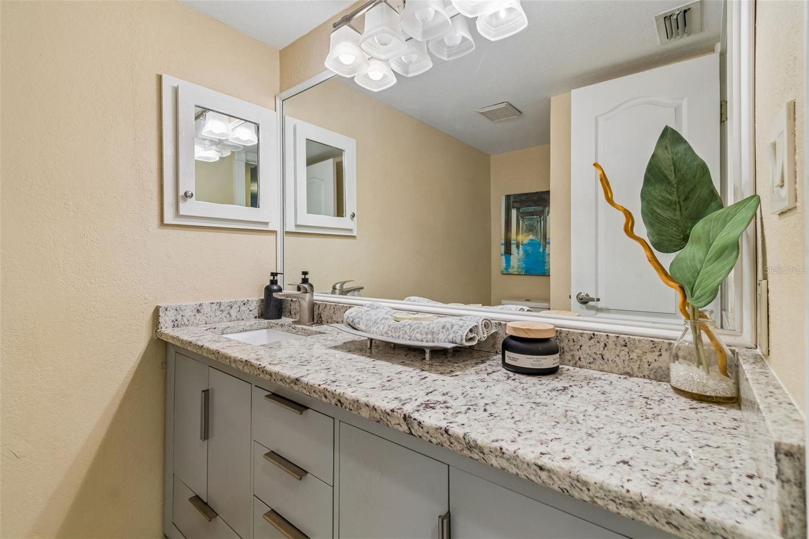 SYMPHONY ISLES UNIT ONE - Residential
