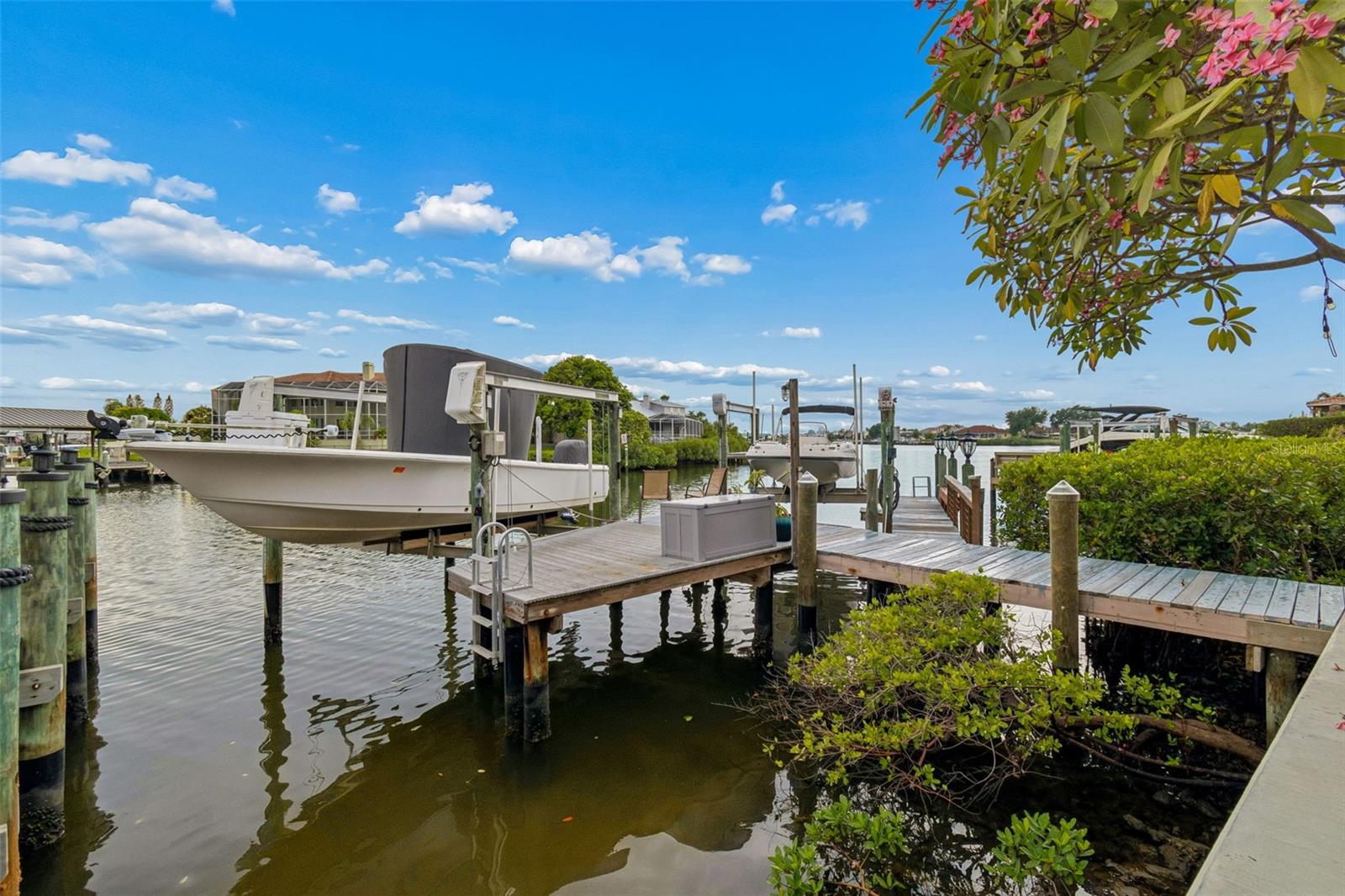 SYMPHONY ISLES UNIT ONE - Residential