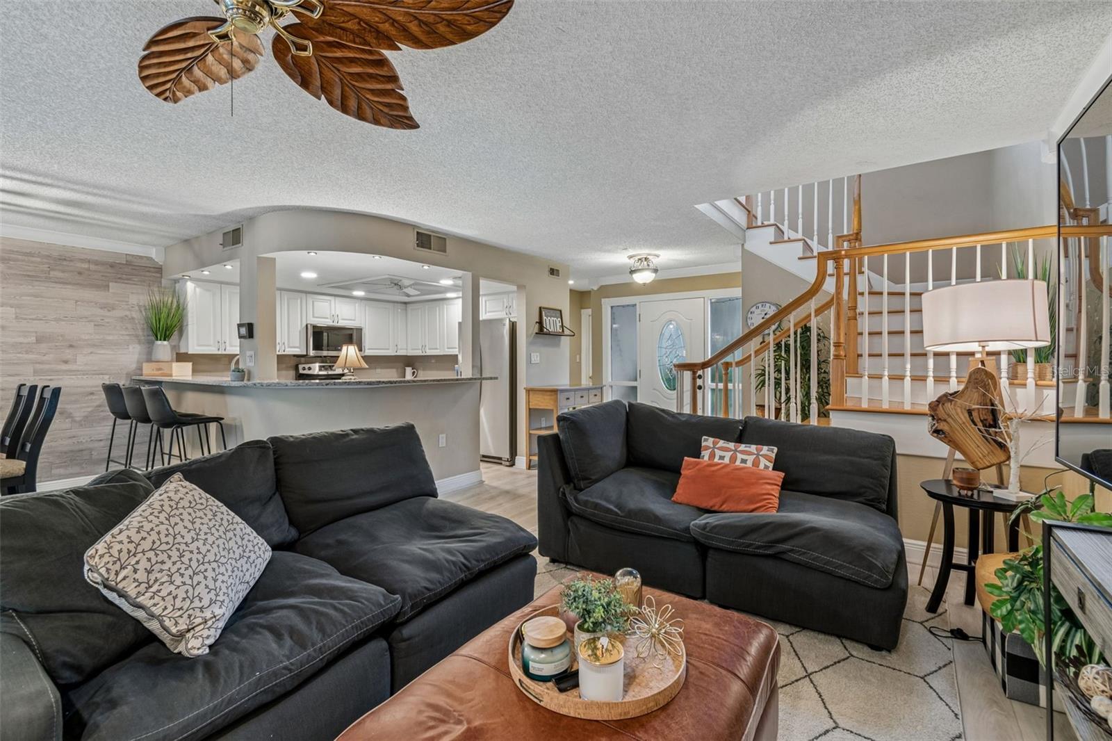 SYMPHONY ISLES UNIT ONE - Residential