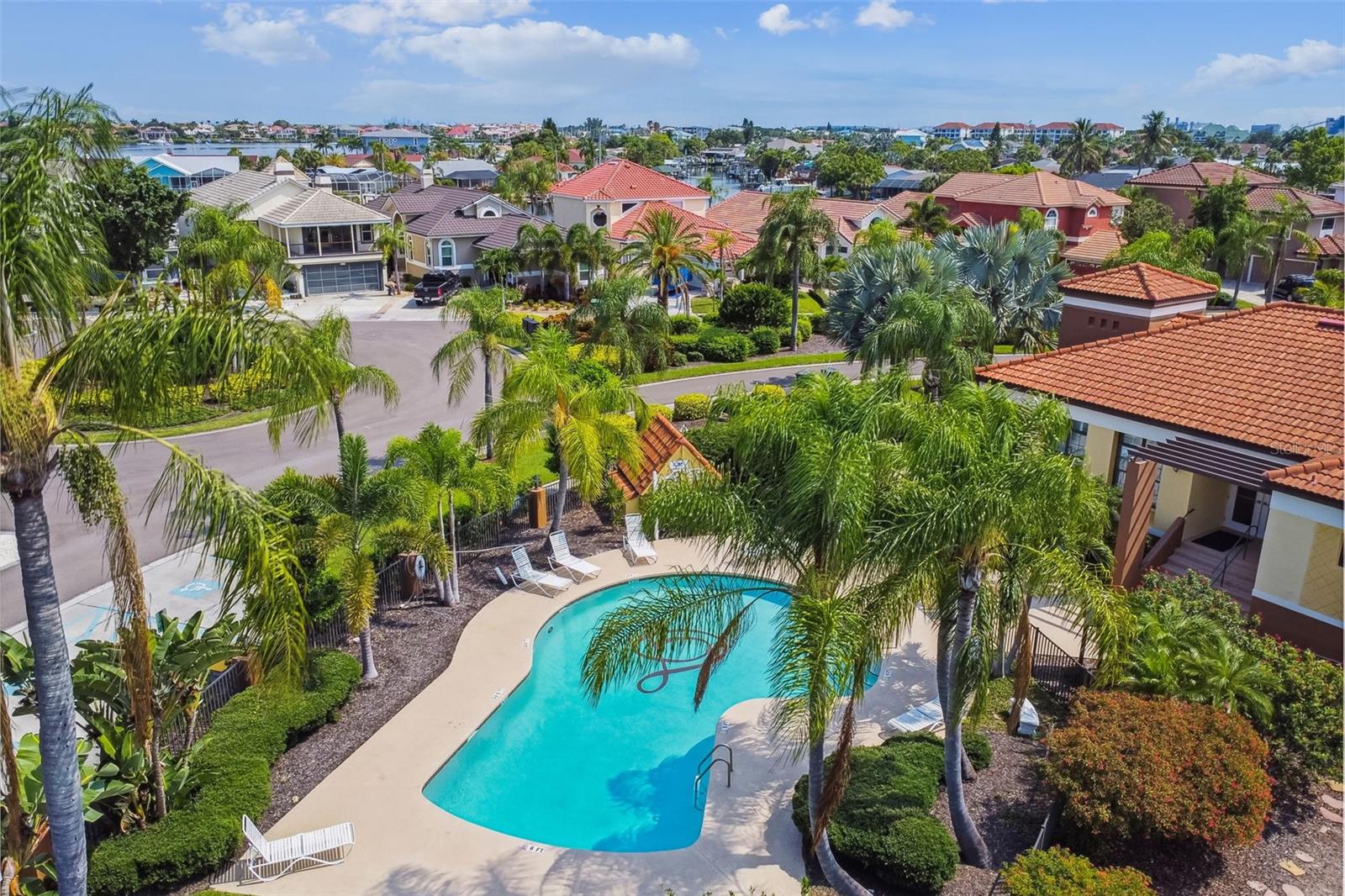 SYMPHONY ISLES UNIT ONE - Residential