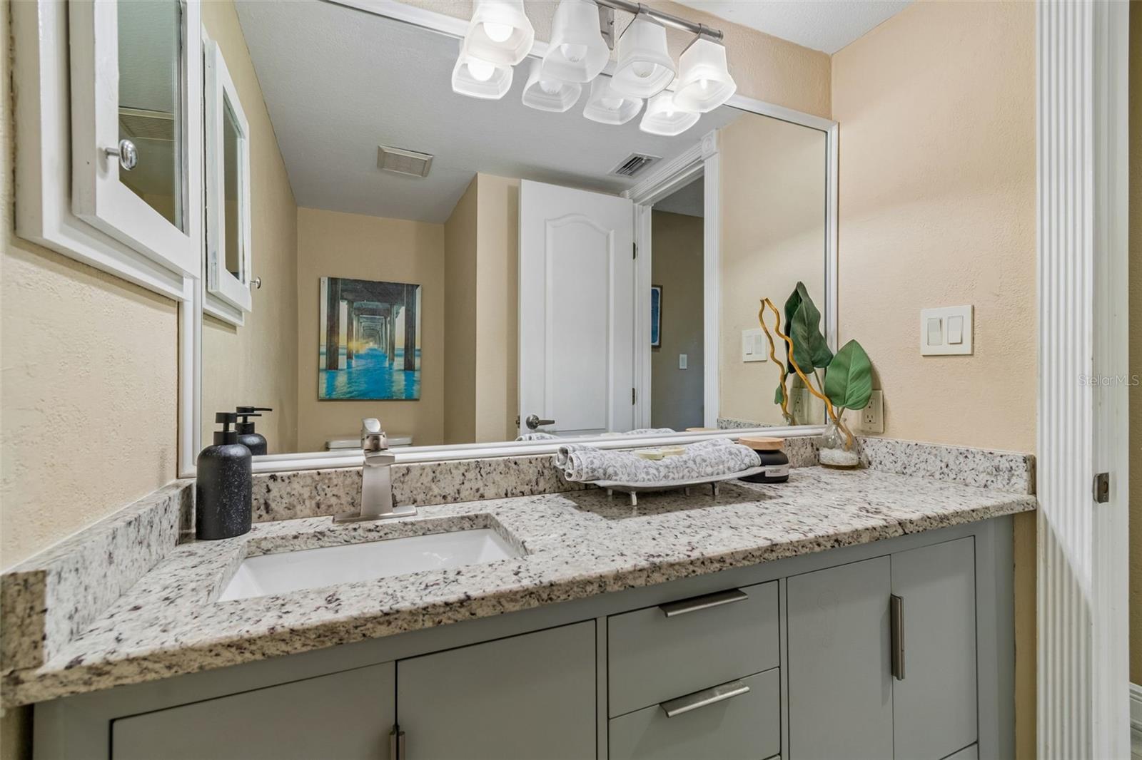 SYMPHONY ISLES UNIT ONE - Residential