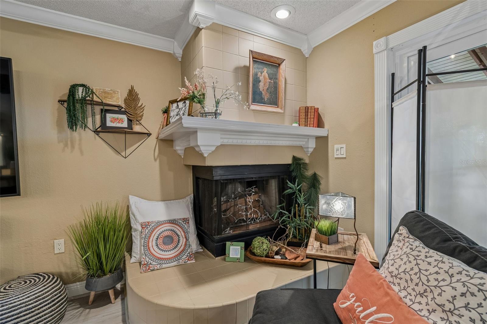 SYMPHONY ISLES UNIT ONE - Residential