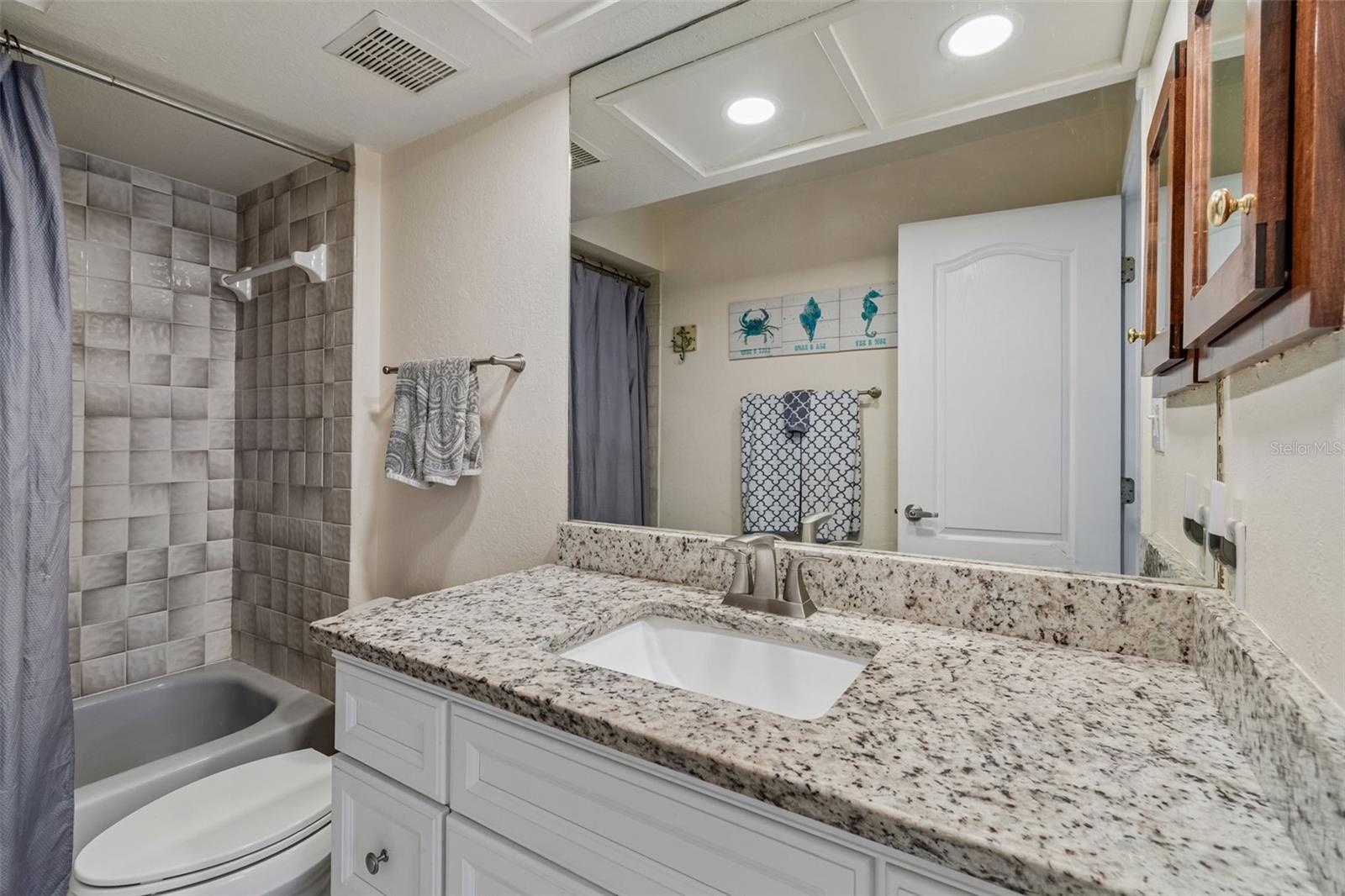 SYMPHONY ISLES UNIT ONE - Residential