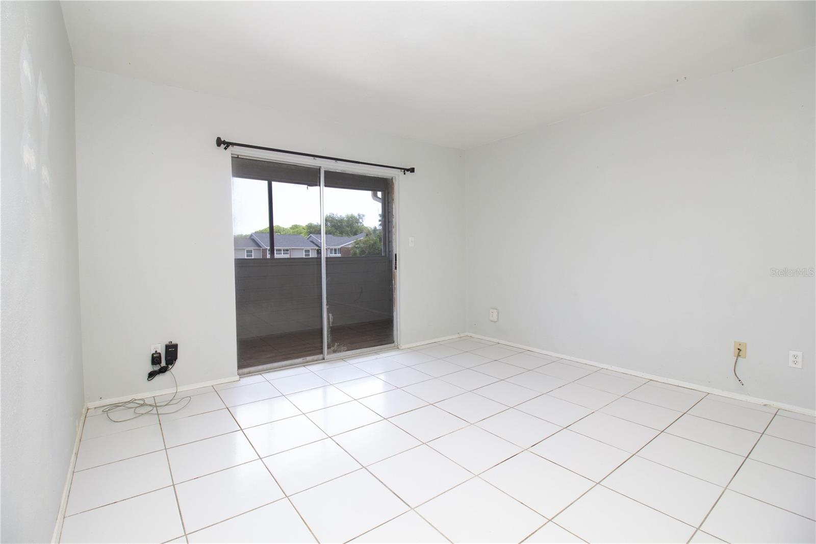 WINDJAMMER CONDO BLDG 15, UNIT 1513 - Residential