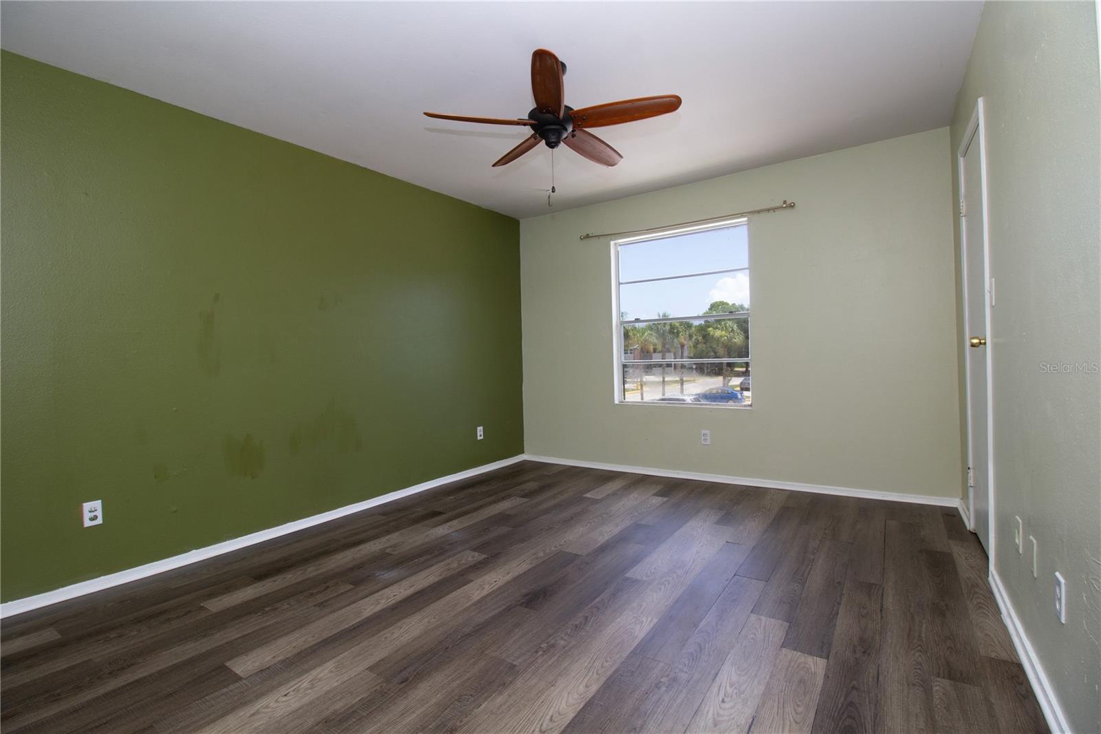 WINDJAMMER CONDO BLDG 15, UNIT 1513 - Residential