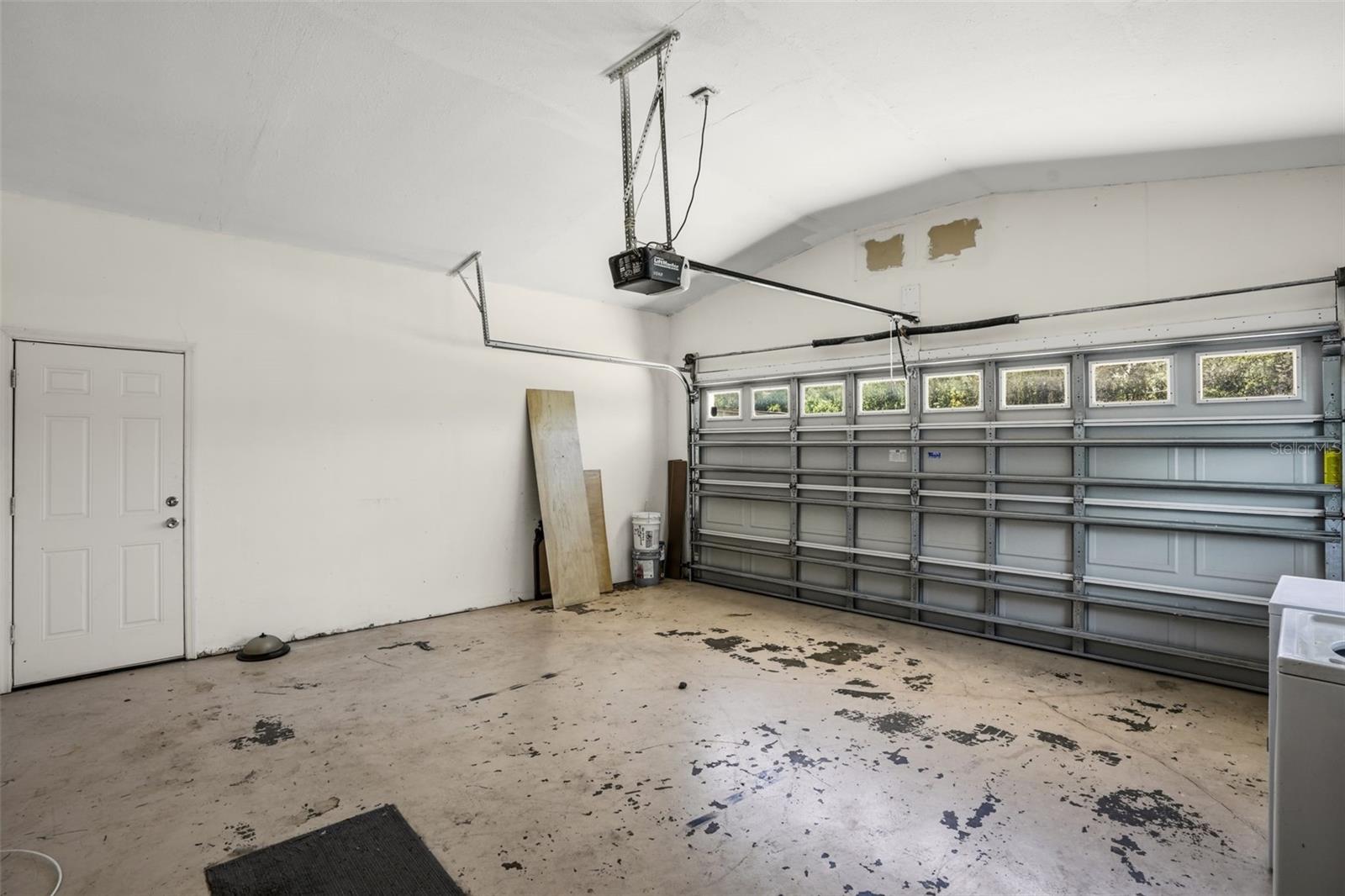 FAIRSHORES PLACE - Residential