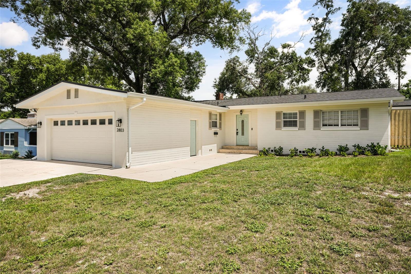 FAIRSHORES PLACE - Residential