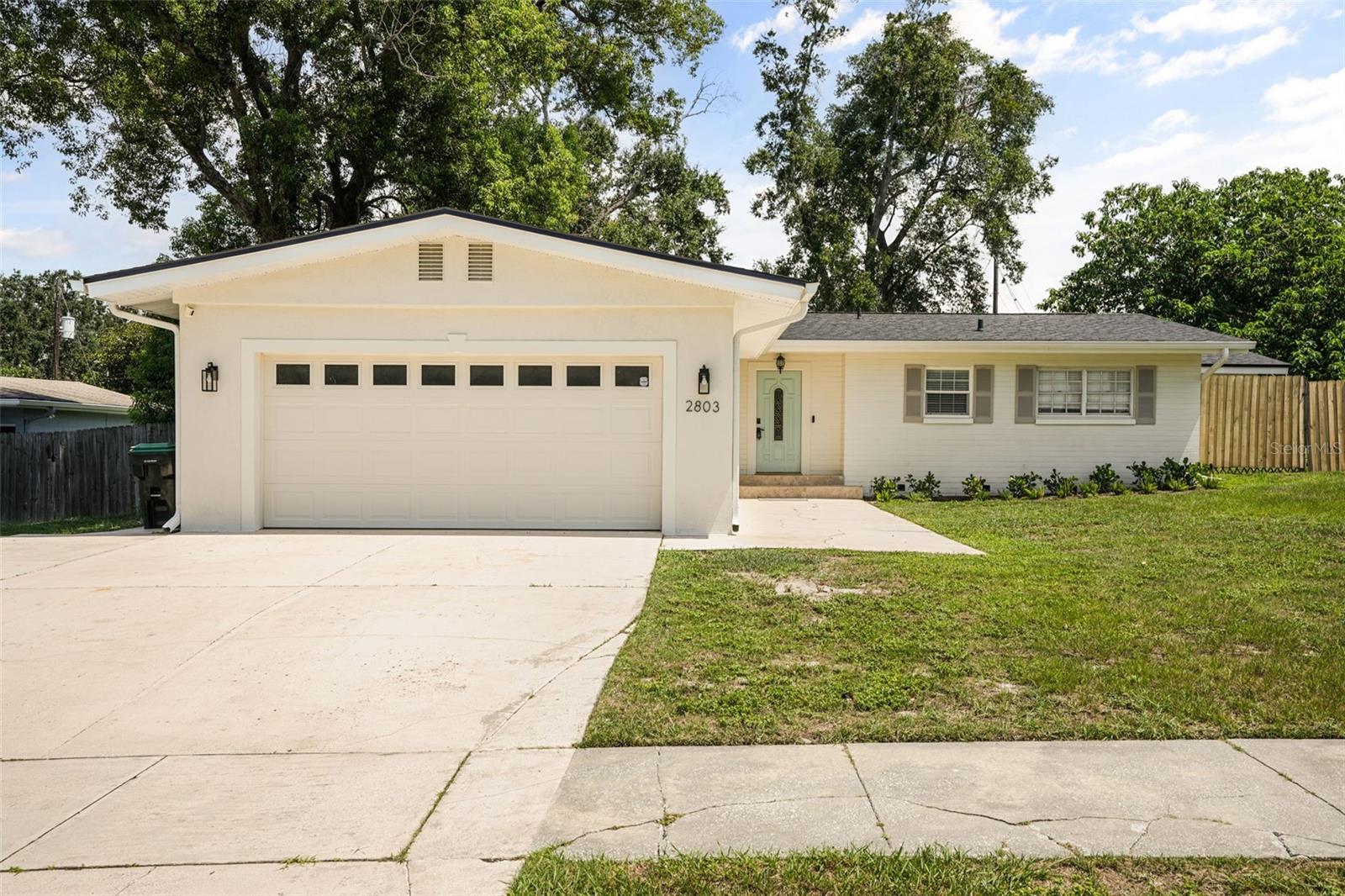 FAIRSHORES PLACE - Residential