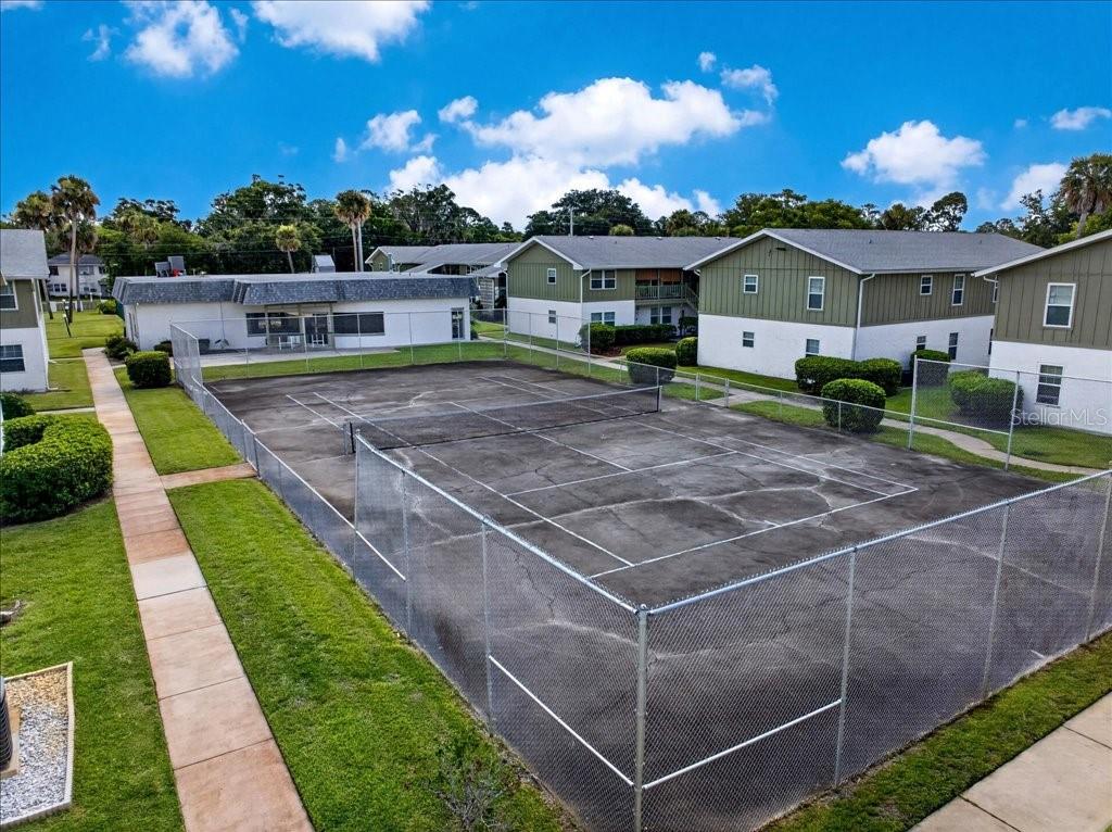 HOLLY SQUARE CONDO - Residential