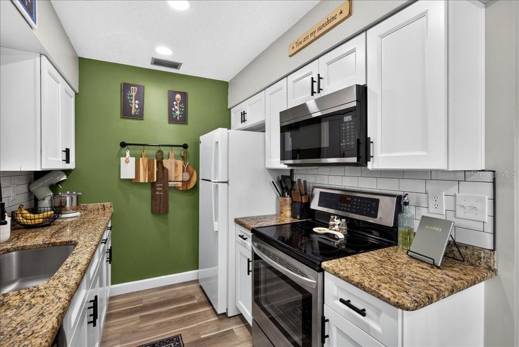 HOLLY SQUARE CONDO - Residential