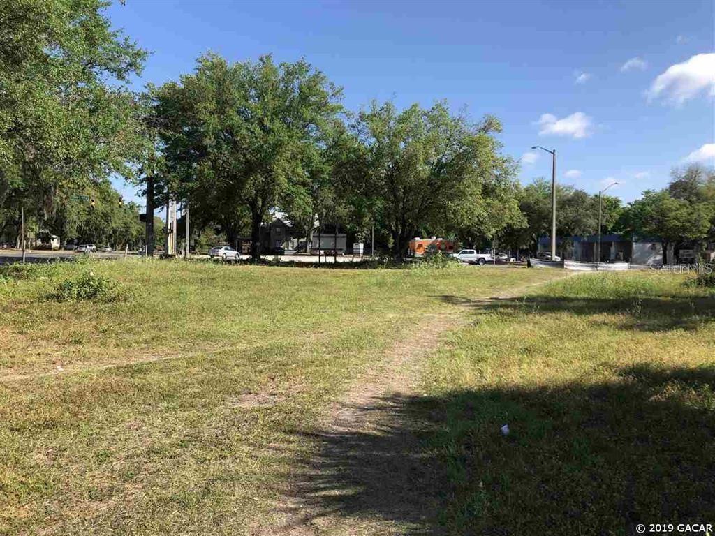 0.33-acre vacant commercial corner lot located in East Gainesville, offering excellent visibility and accessibility. Positioned adjacent to an existing residential property, this site presents a unique opportunity for a variety of commercial, office, retail, service, or mixed-use concepts, subject to zoning and municipal approvals.

The corner location provides valuable frontage on two streets, enhancing exposure for future development. Conveniently located with easy access to major roadways, surrounding neighborhoods, and established commercial corridors, this property is well-positioned for investors, business owners, or developers seeking a strategic location in a growing area of Gainesville. Commercial corner lots are often sought after for their visibility, access, and development flexibility.