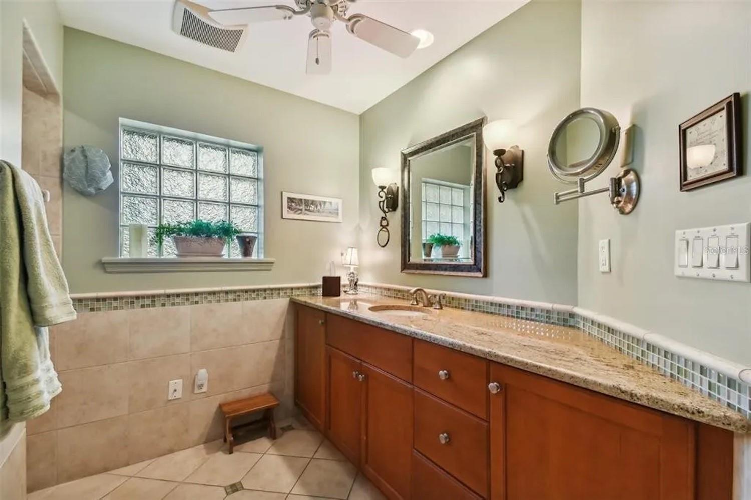 LELAND HEIGHTS - Residential Lease