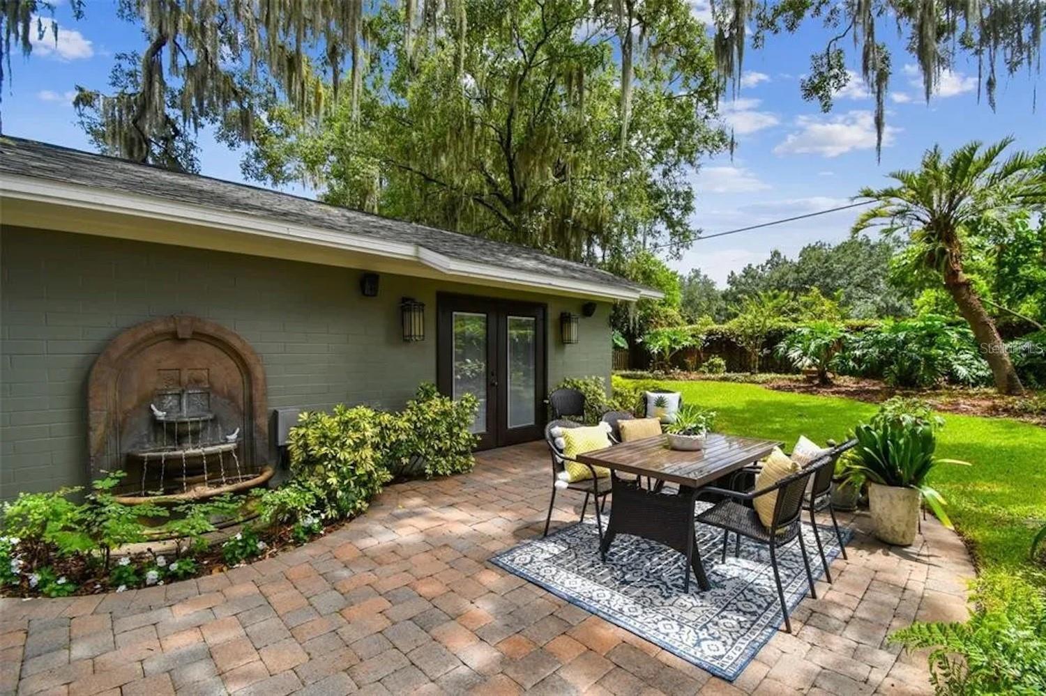 LELAND HEIGHTS - Residential Lease