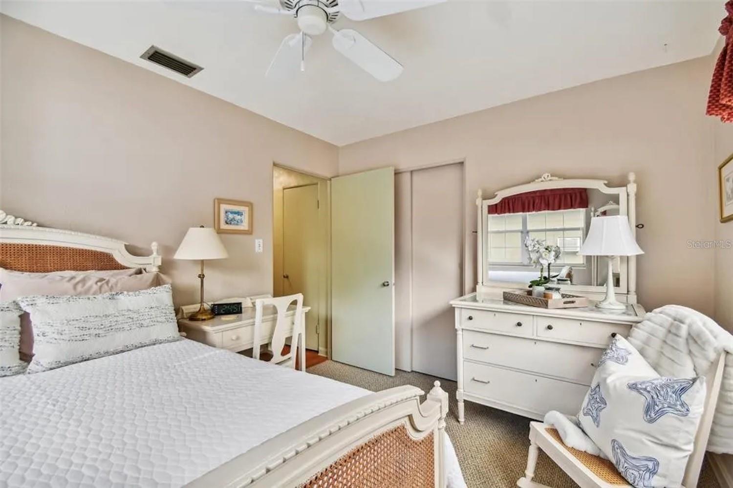 LELAND HEIGHTS - Residential Lease