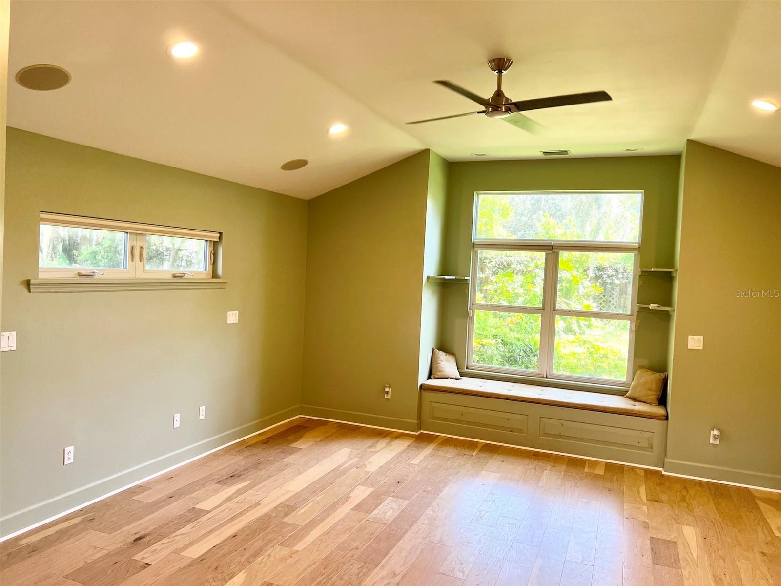 LELAND HEIGHTS - Residential Lease
