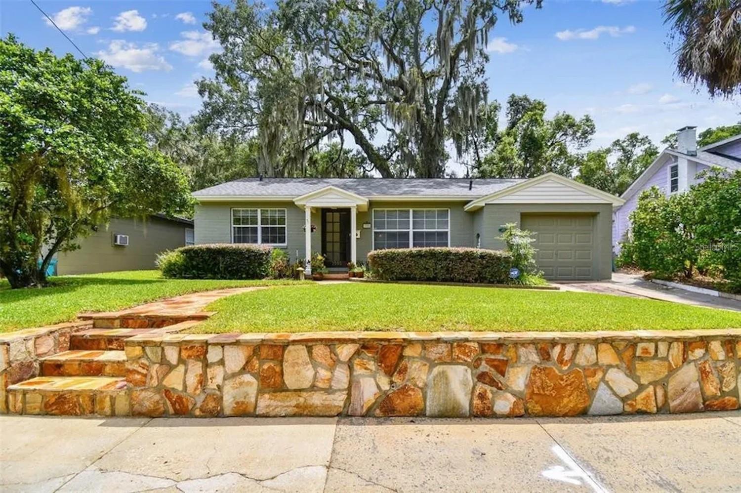 LELAND HEIGHTS - Residential Lease