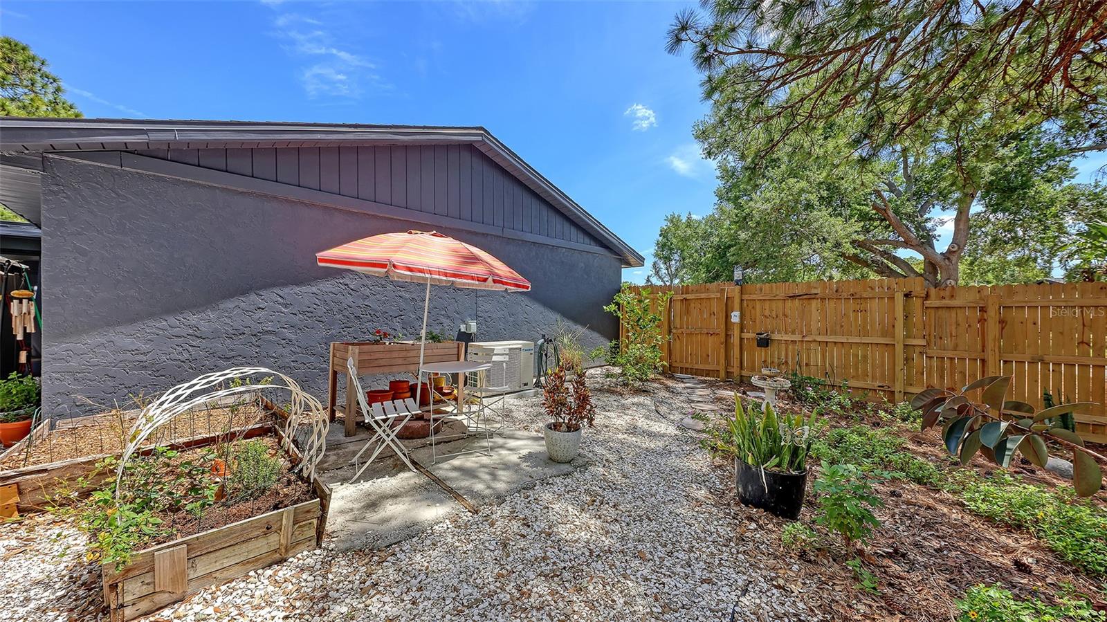 LOCKWOOD MEADOWS - Residential